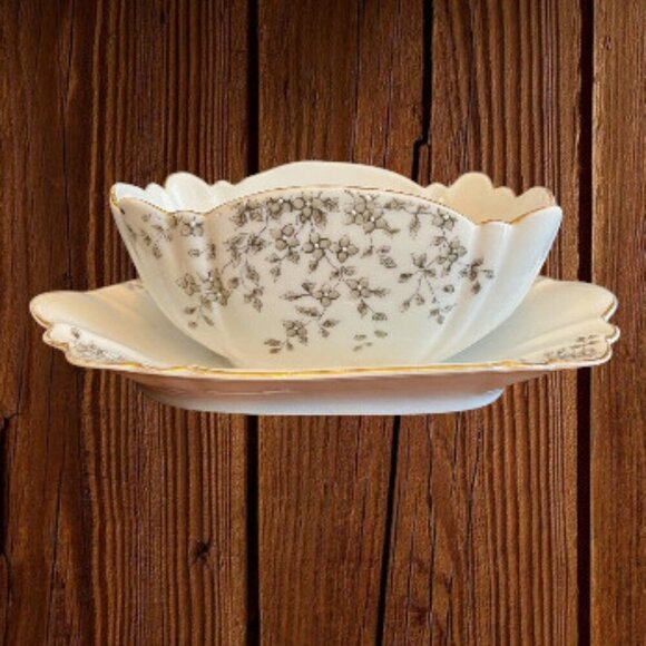 Vintage RARE Carlsbad Silver White & Gold Leaf Trim 16oz China Serving Dish - Picture 1 of 7